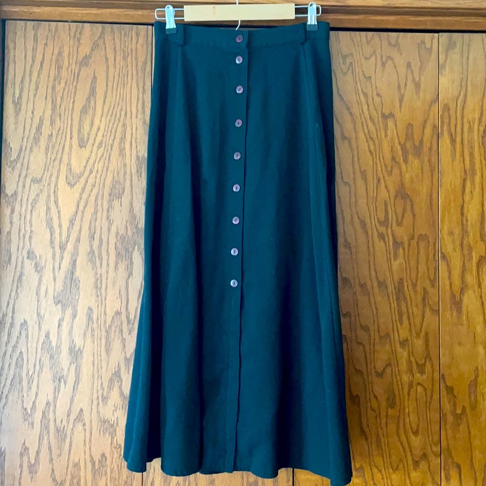 Black skirt